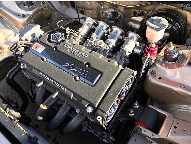 Get Your 1996 - 2000 Civic Roaring with Our Innovative Engine Mount Kit!