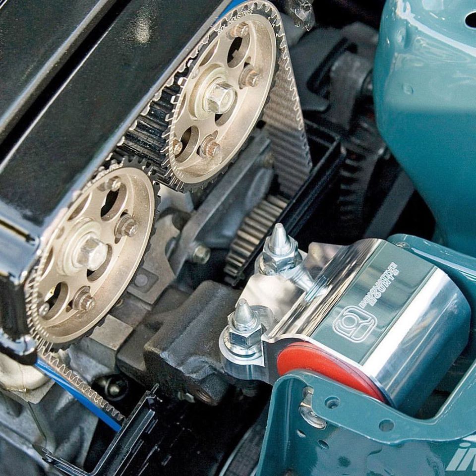 Innovative 88 - 91 Honda Civic/CRX B - Series/Hydro Conversion Billet Engine Mount Kit: Upgrade Your Ride Now!