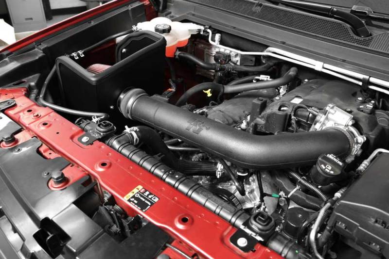 K&N 17 - 18 Chevrolet Colorado V6 - 3.6L F/I Aircharger: Boost Your Engine's Performance!